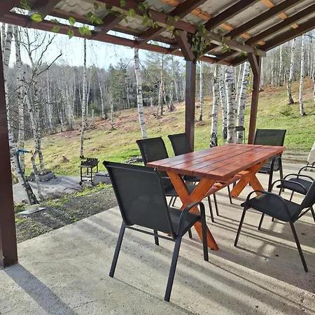 Ferienhaus Divcibarka *